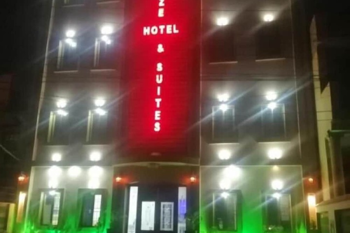 Hotel 3 of 27