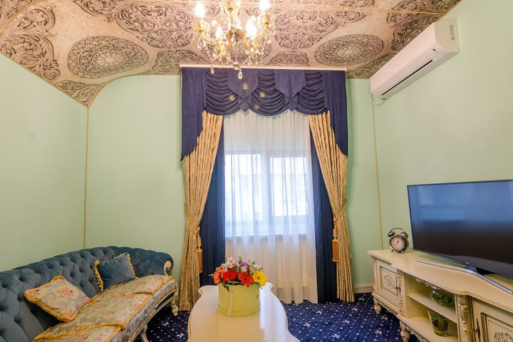 Room 32 of 131