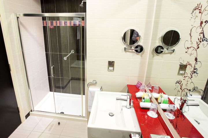 Clean Restrooms