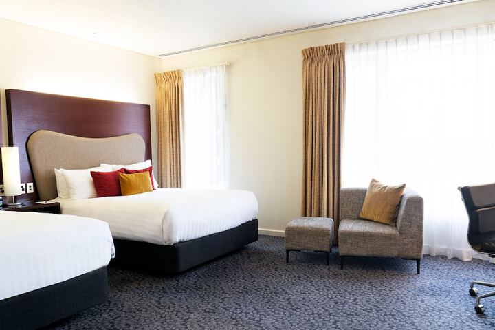 Room 14 of 103