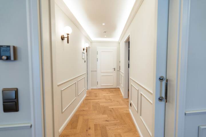 Room 54 of 122