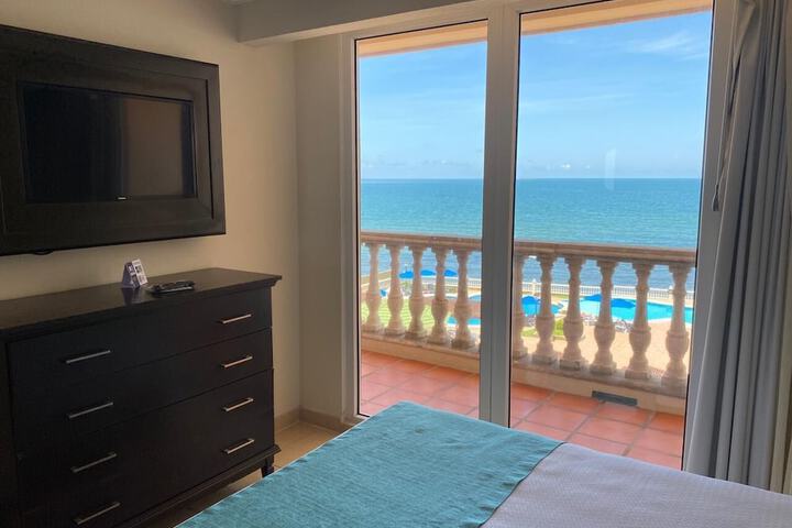 Room 14 of 50