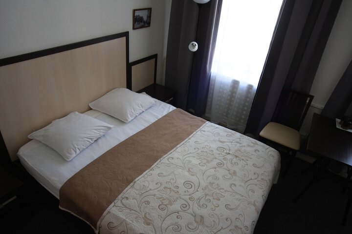 Room 25 of 87