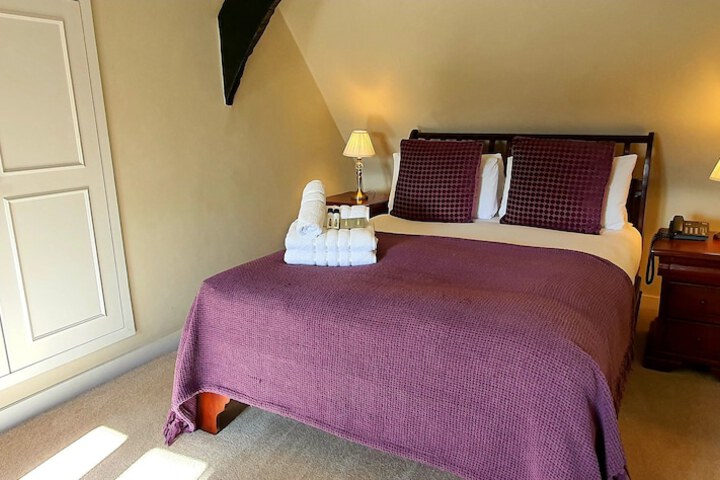 Room 4 of 31