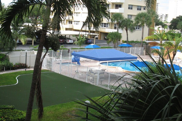 Hotel 16 of 16