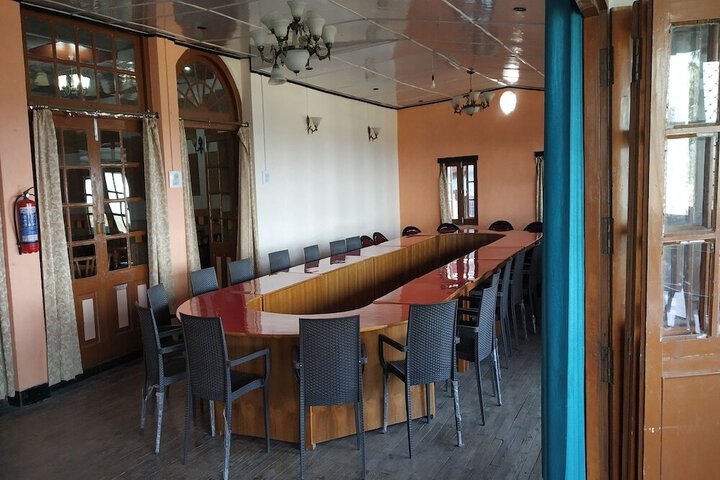 Dining 14 of 17