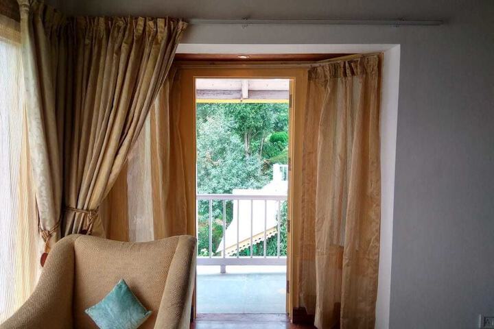 Room 5 of 30