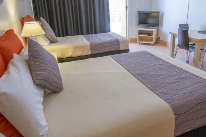 Room 12 of 48
