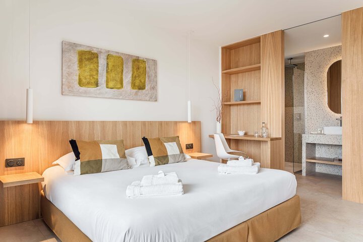 Room 20 of 62