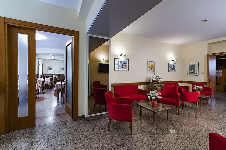 Hotel Interior 5 of 44