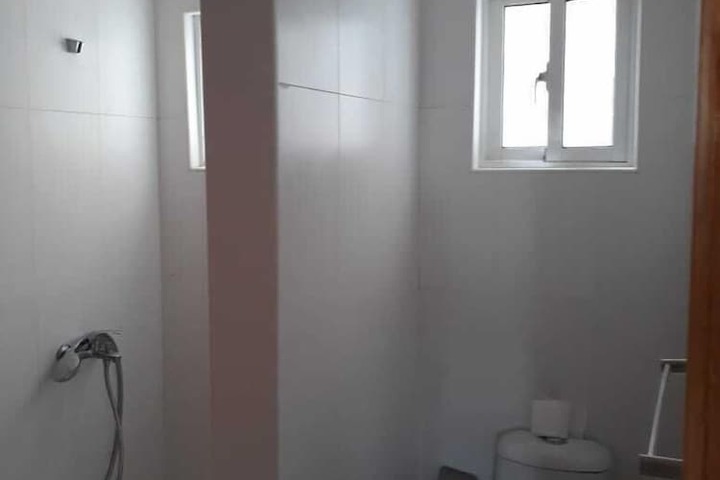 Room 12 of 36