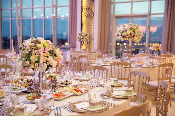 Ballroom/Hall 122 of 154