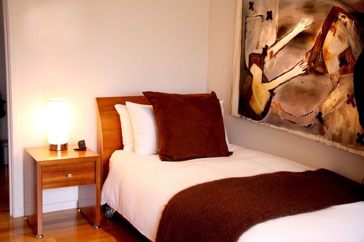 Room 3 of 35