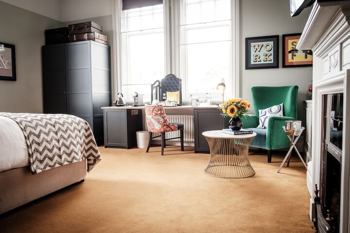 Room 70 of 171