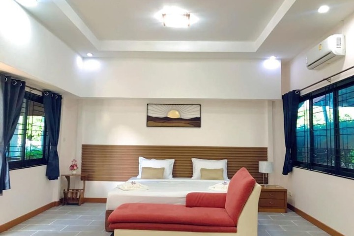 Room 14 of 60
