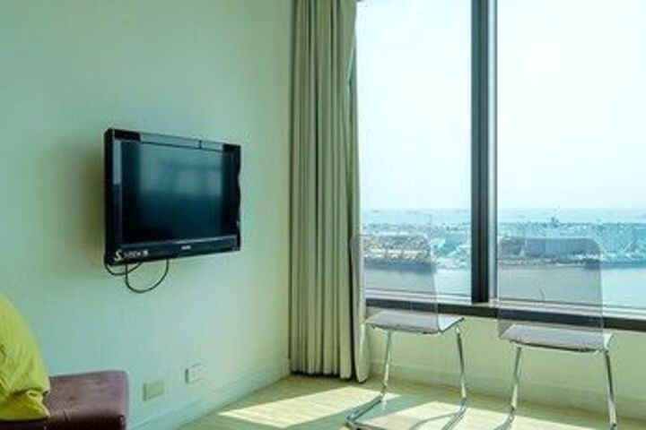 Room 30 of 42