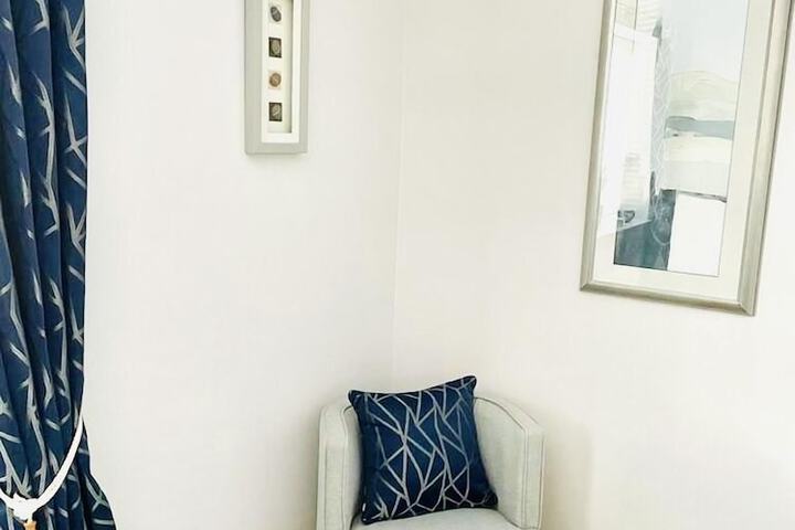 Room 17 of 43