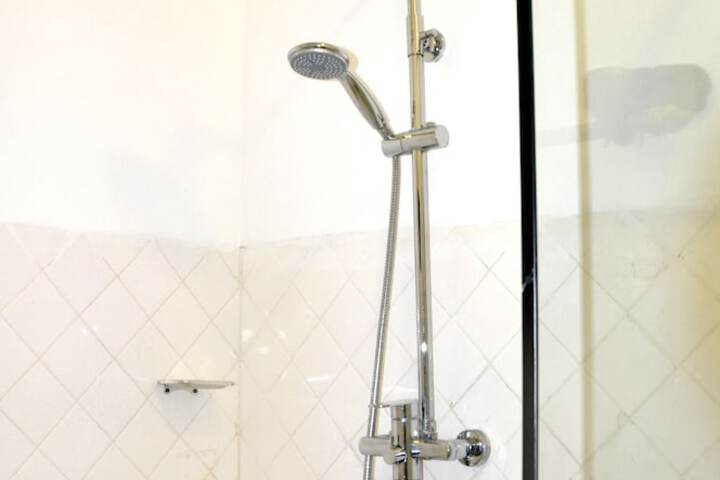 Clean Restrooms