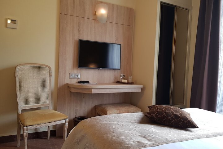 Room 11 of 75