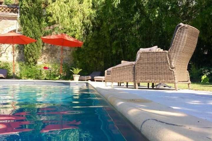Pool 50 of 89