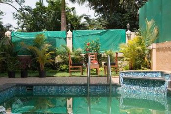 Pool 26 of 33