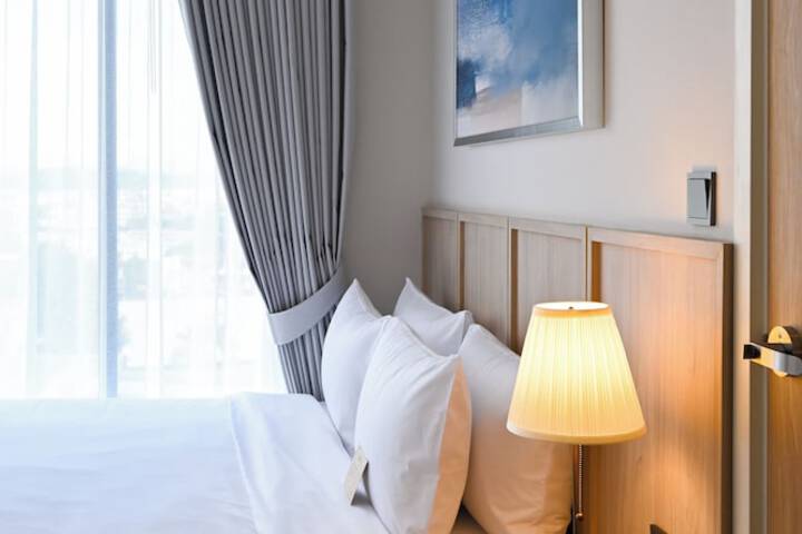 Room 20 of 251