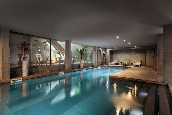 Pool 39 of 85