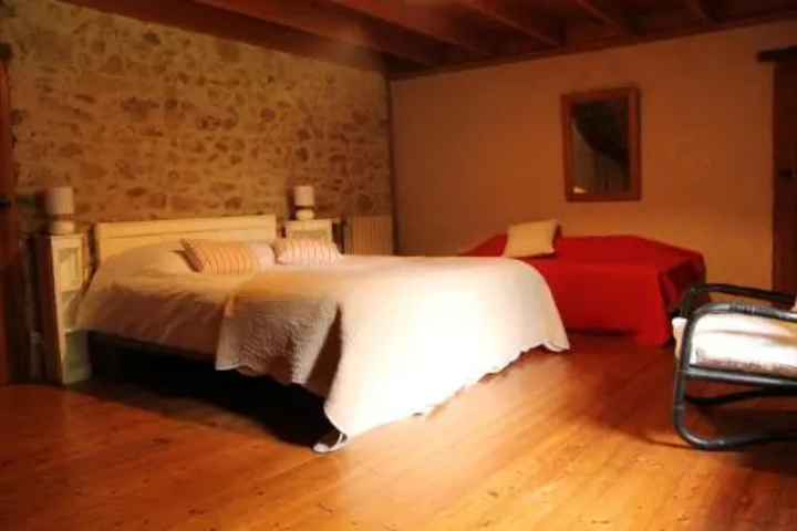 Room 3 of 41