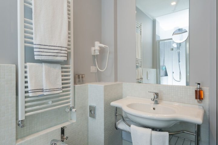 Bathroom Interior Photo