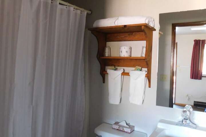 Room 18 of 25