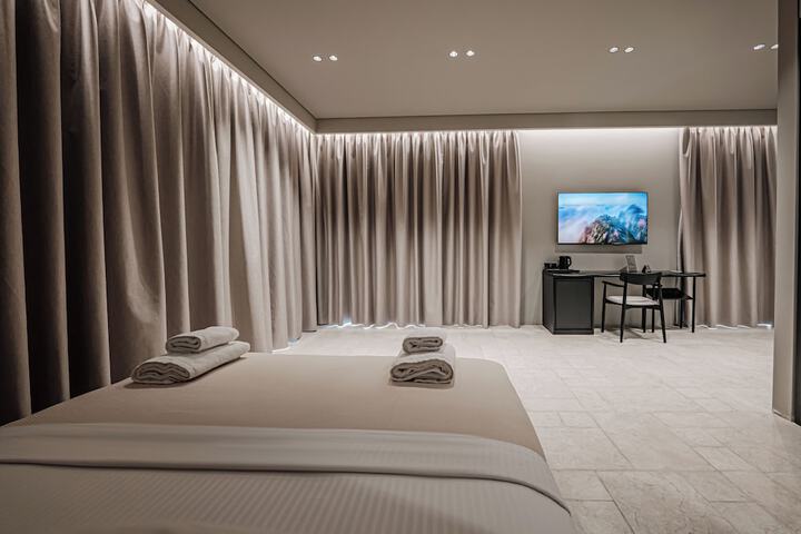Room 26 of 104