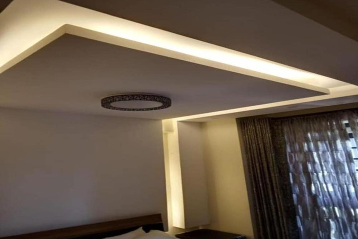 Room 4 of 20
