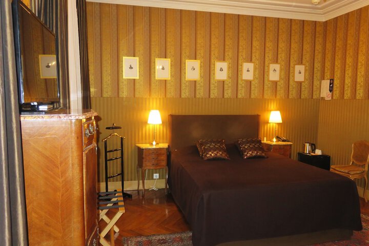Room 21 of 81