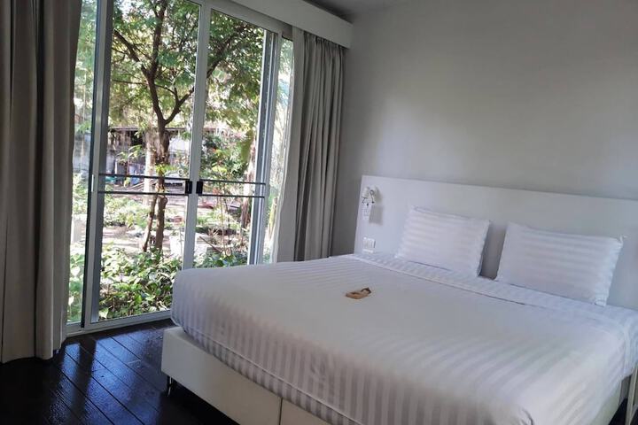 Room 29 of 127