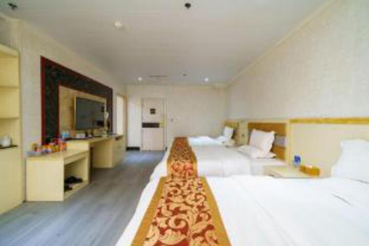 Room 22 of 23