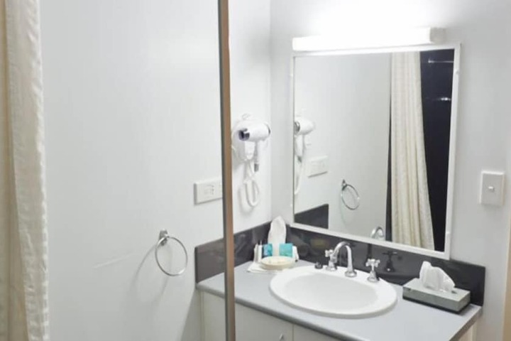 Room 14 of 19