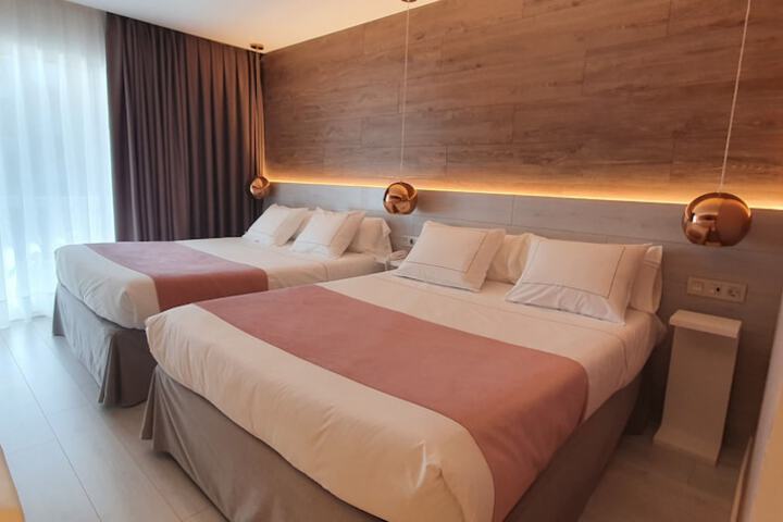 Room 10 of 35