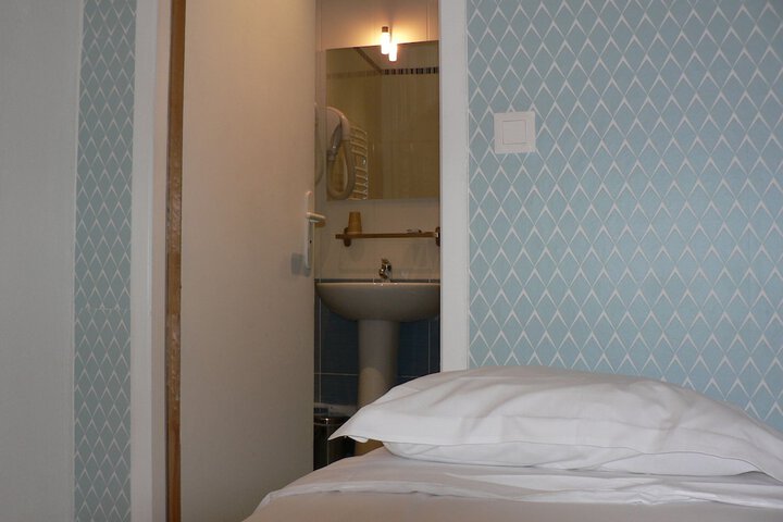 Room 14 of 31