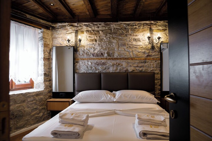 Room 20 of 42