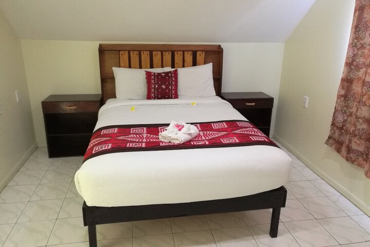 Room 12 of 26