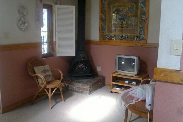 Room 3 of 9