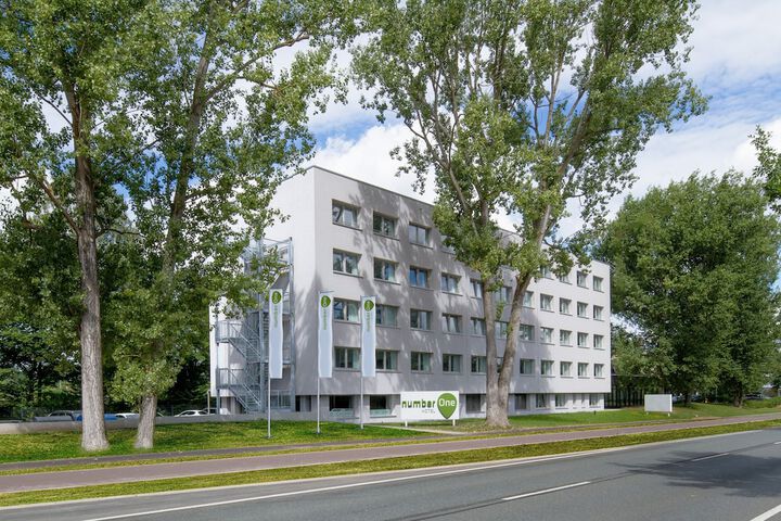 Hotel 43 of 44
