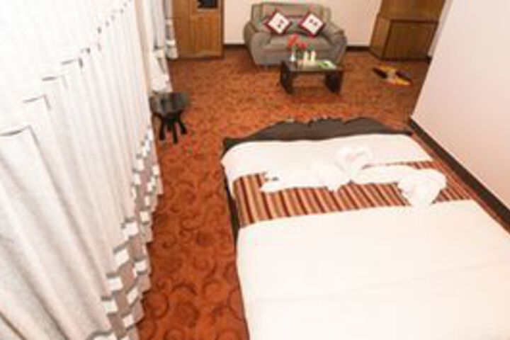 Room 21 of 54