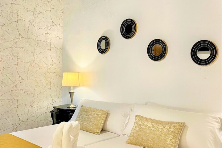 Room 10 of 53