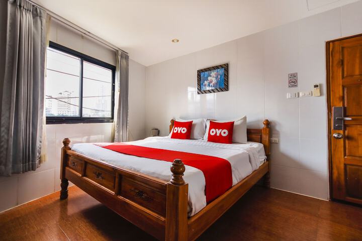 Room 11 of 29