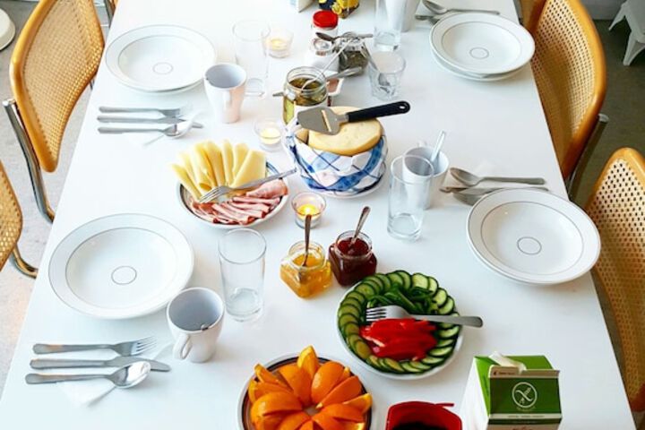 Dining 10 of 14