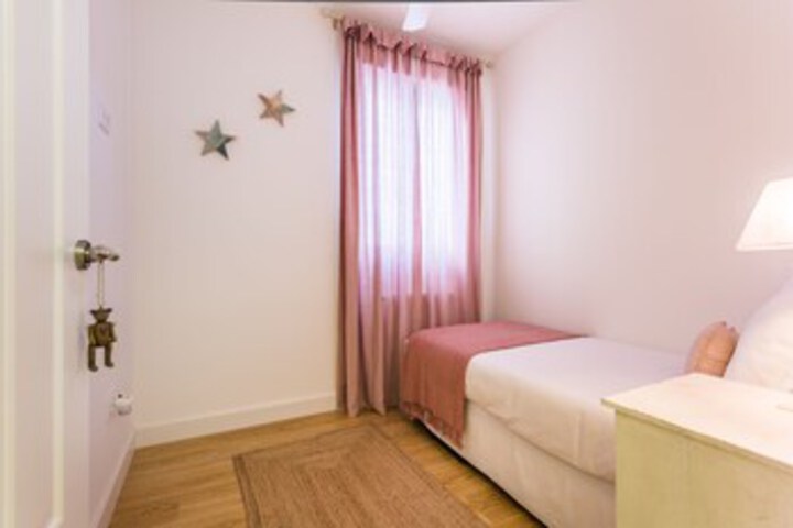 Room 26 of 30