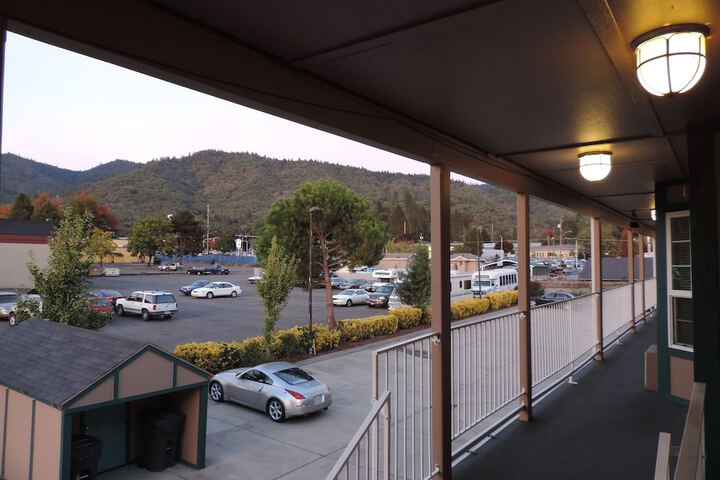 Hotel View 26 of 28