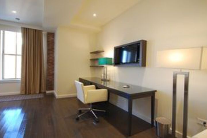 Suite Photo