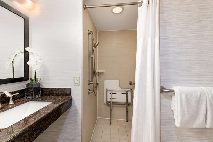 Bathroom shower